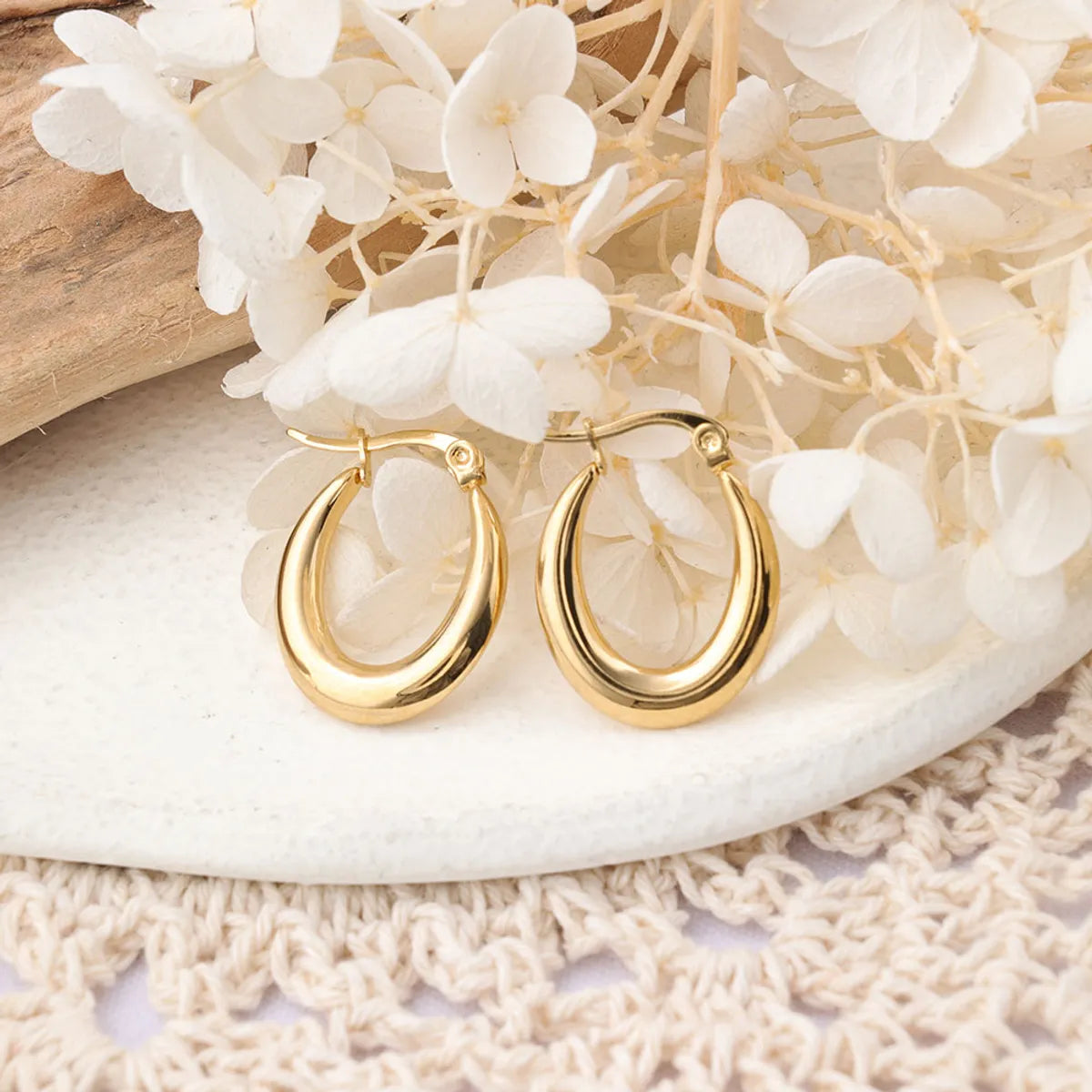 1 Pair Ig Style C Shape Plating Stainless Steel Hoop Earrings