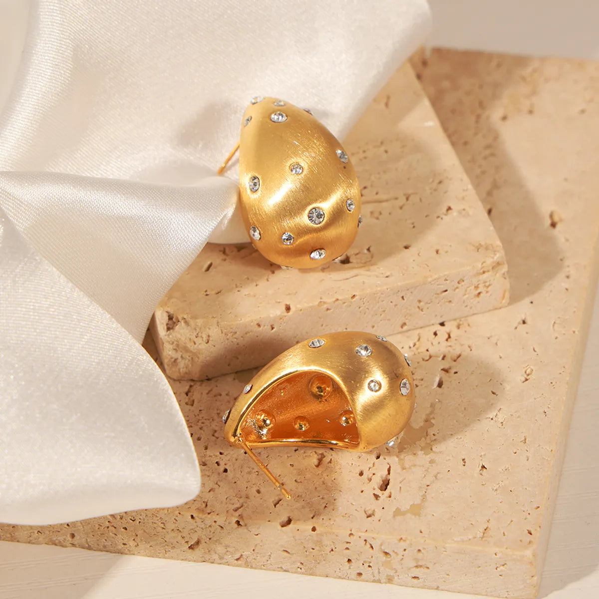 1 Pair Ig Style Classic Style Water Droplets Plating Inlay Copper Artificial Diamond 18k Gold Plated Ear Studs