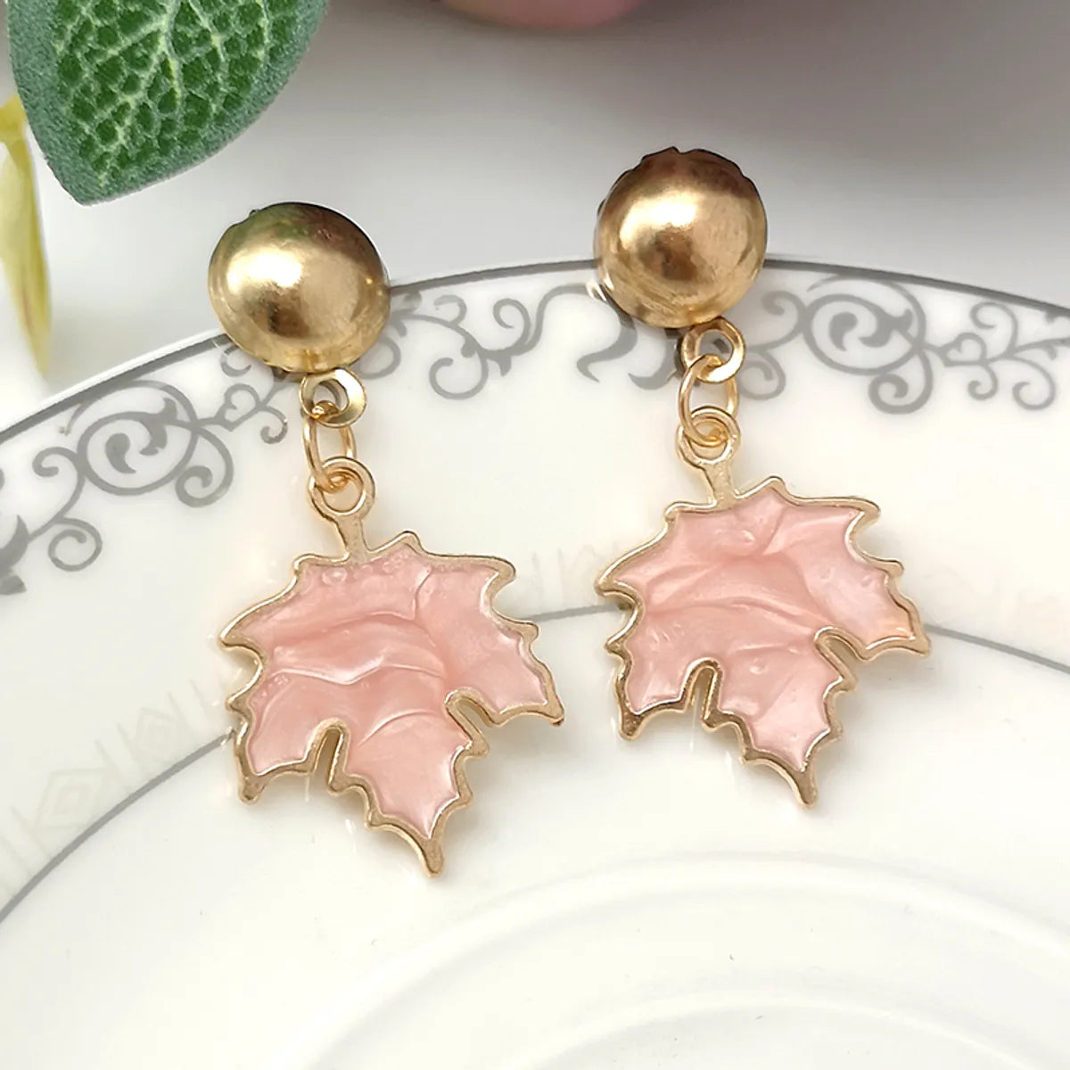 1 Pair Ig Style Cute Maple Leaf Enamel Plating Alloy Gold Plated Drop Earrings