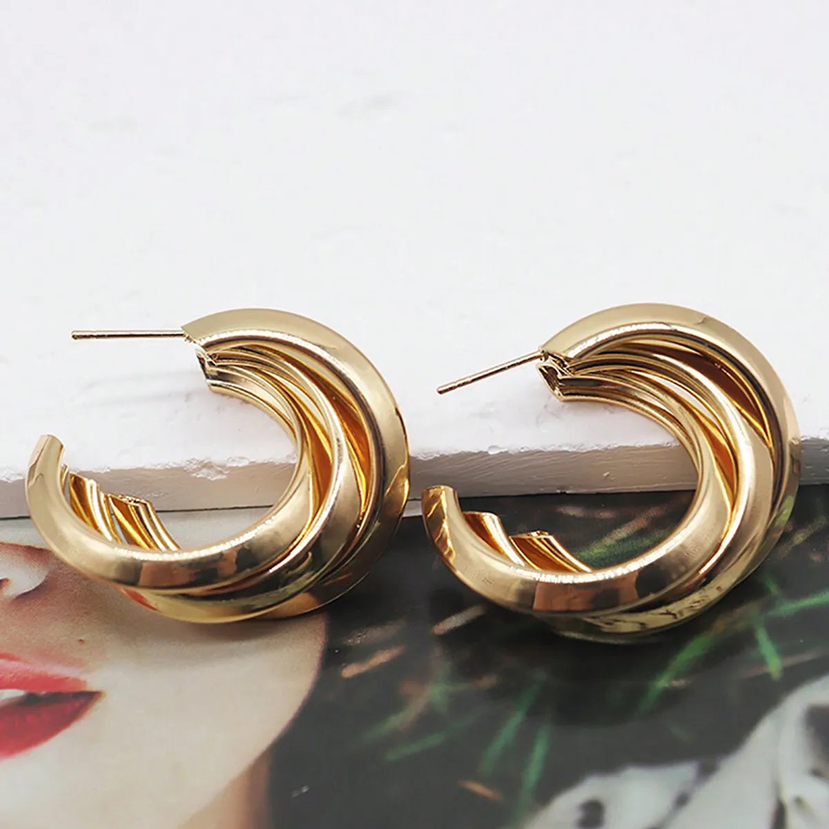 1 Pair IG Style Elegant Geometric Plating Alloy Ear Studs