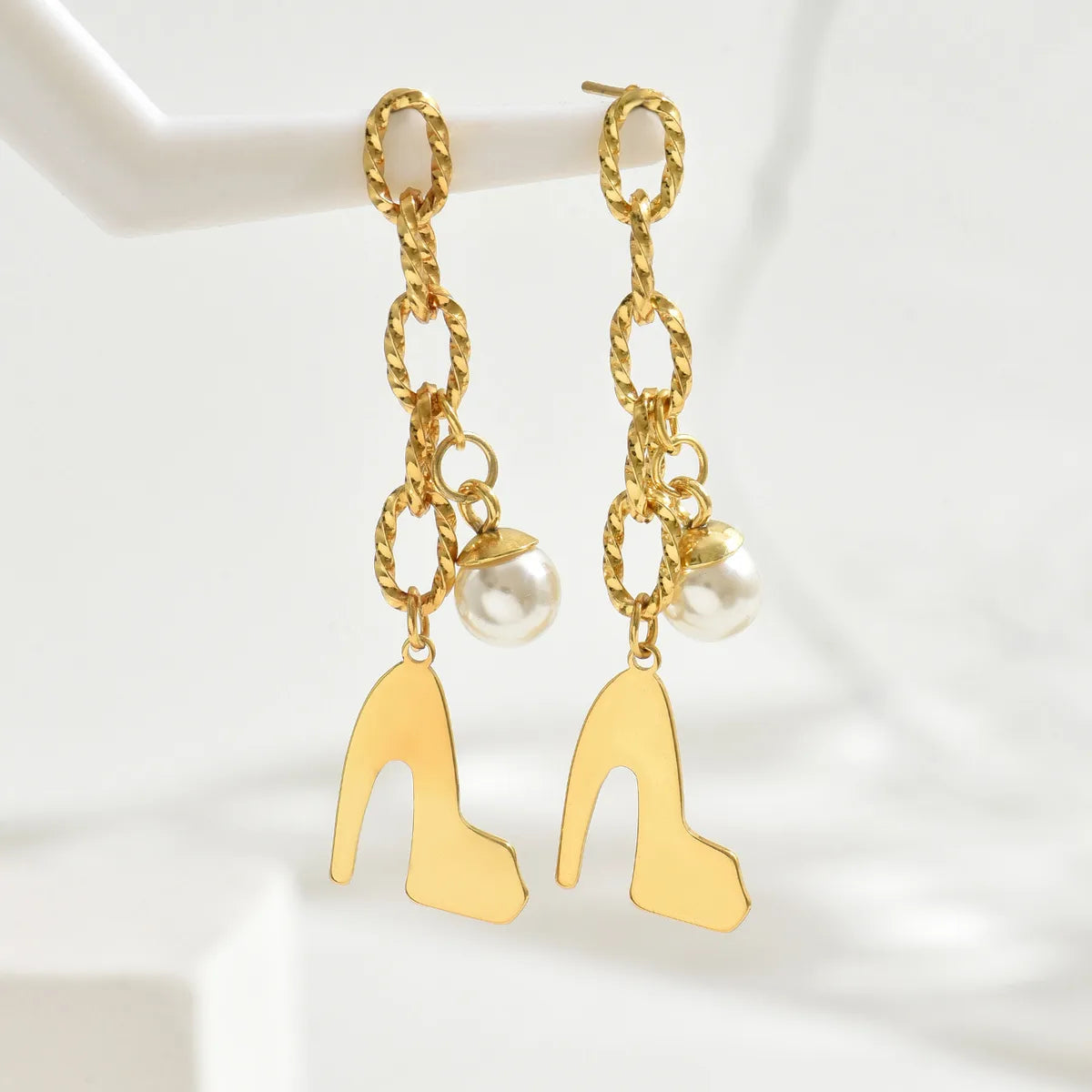 1 Pair IG Style Elegant Human High Heel Inlay 201 Stainless Steel Pearl 18K Gold Plated Drop Earrings