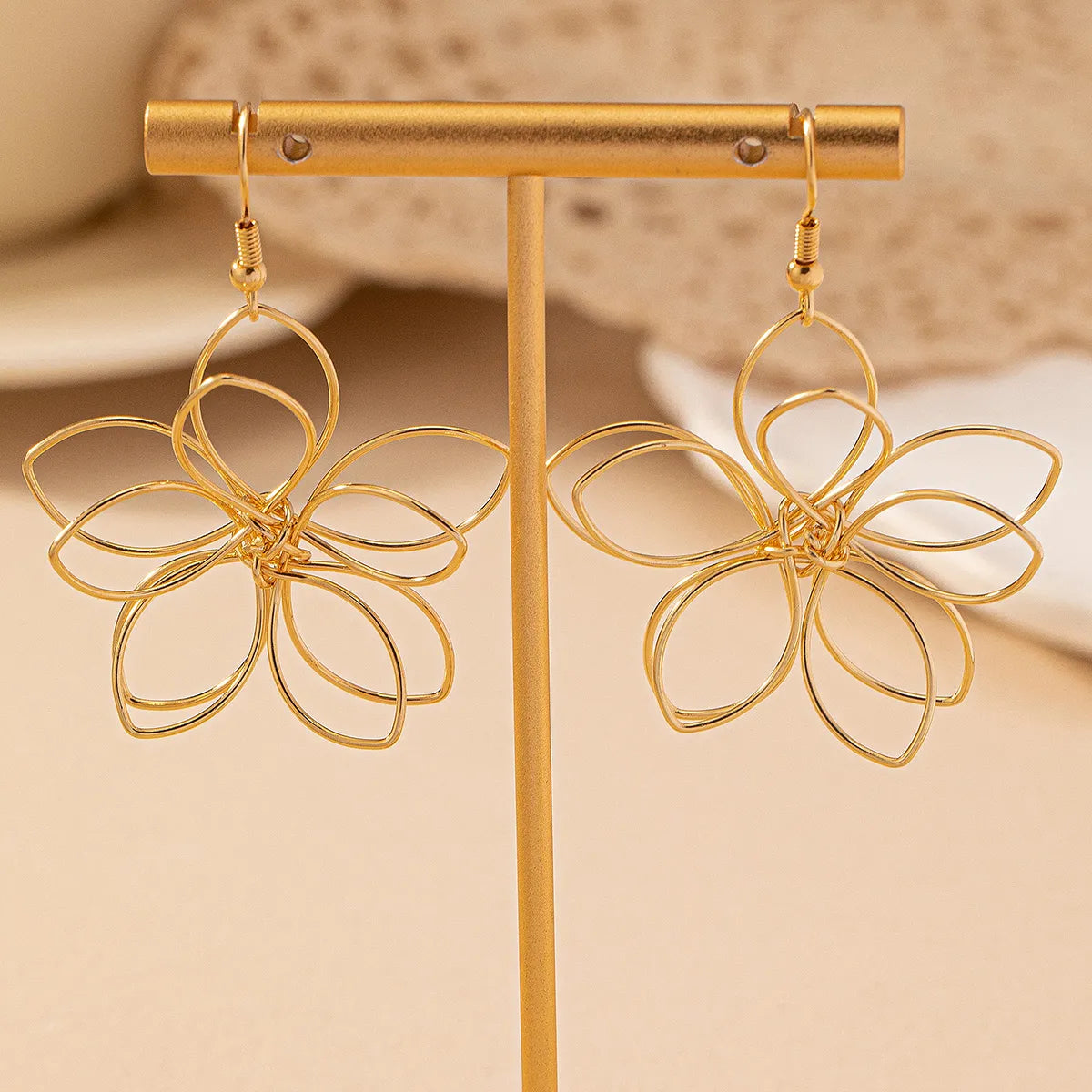 1 Pair IG Style Elegant Lady Flower Iron Drop Earrings