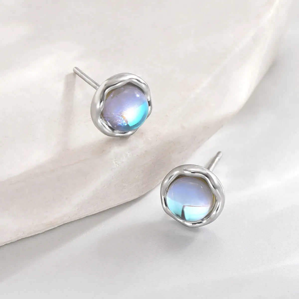 1 Pair IG Style Elegant Simple Style Round Inlay Stainless Steel Moonstone 14K Gold Plated Ear Studs