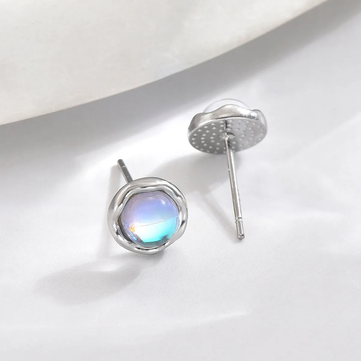 1 Pair IG Style Elegant Simple Style Round Inlay Stainless Steel Moonstone 14K Gold Plated Ear Studs