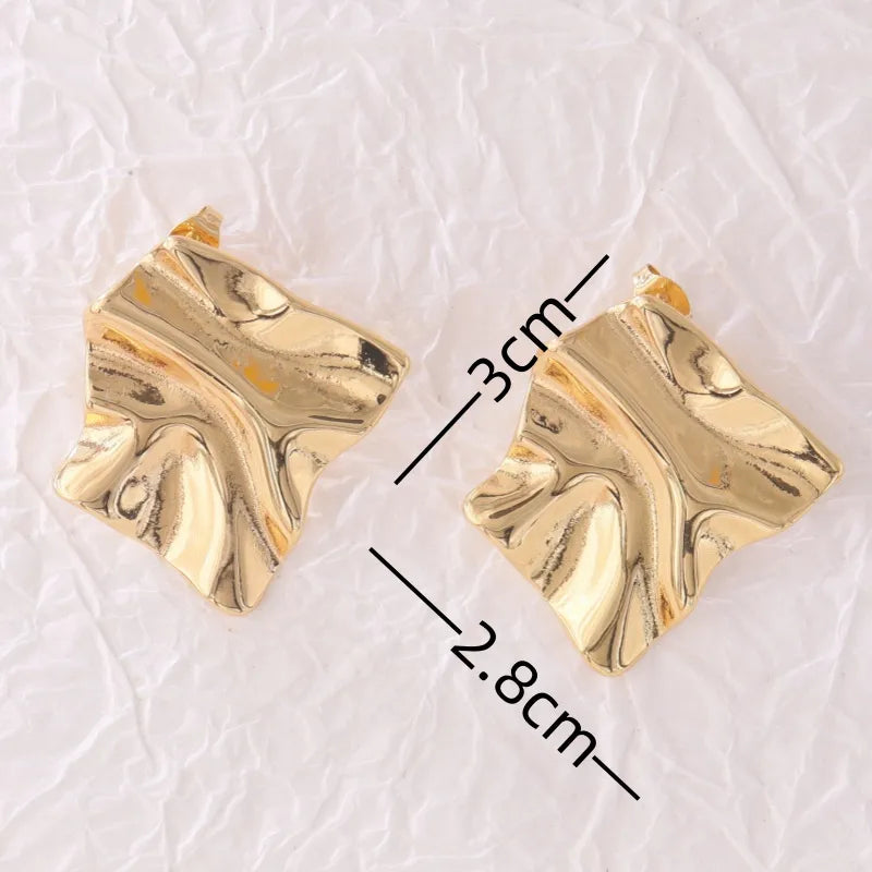 1 Pair IG Style Elegant Streetwear Geometric Solid Color Spiral Asymmetrical 304 Stainless Steel 18K Gold Plated Ear Studs