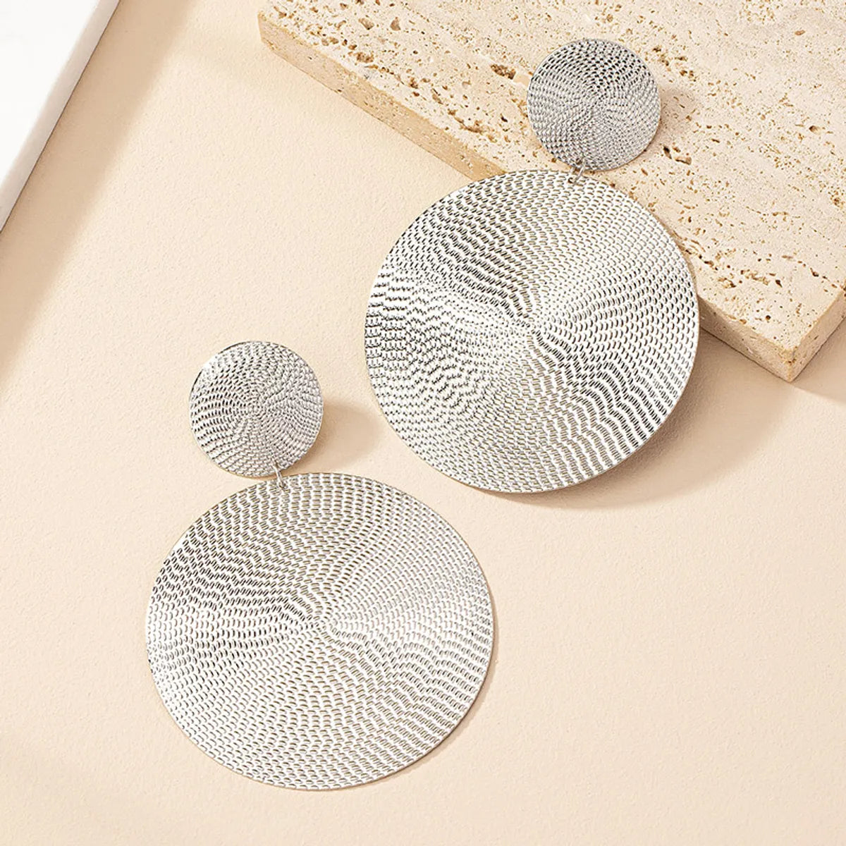 1 Pair Ig Style Exaggerated Round Plating Alloy Gold Plated Ear Studs