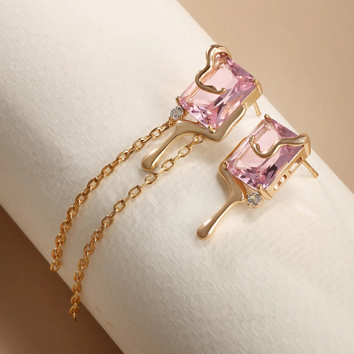 1 Pair Ig Style Glam Geometric Plating Inlay Alloy Copper Alloy Artificial Gemstones 18k Gold Plated Earrings