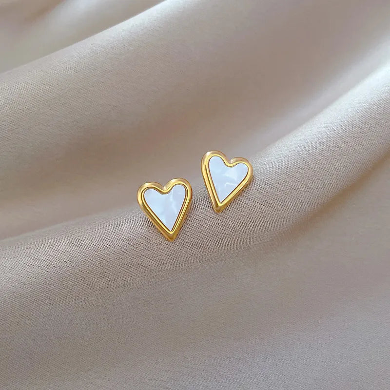 1 Pair Ig Style Heart Shape Inlay Titanium Steel Shell Ear Studs