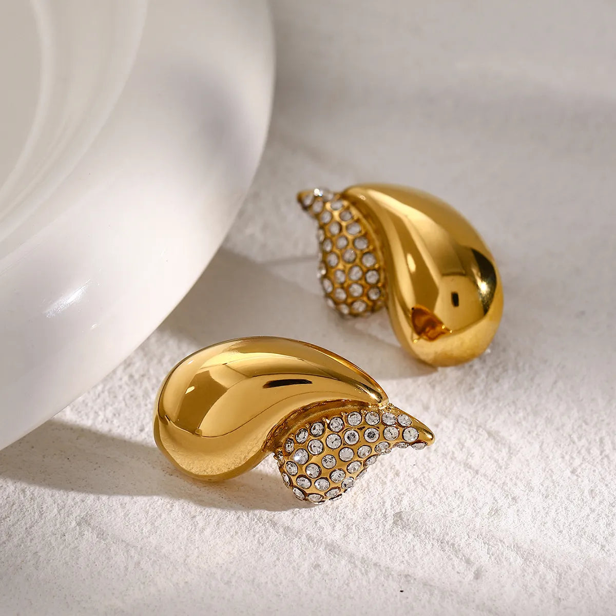 1 Pair IG Style Modern Style Water Droplets Inlay 316 Stainless Steel  Rhinestones 18K Gold Plated Ear Studs