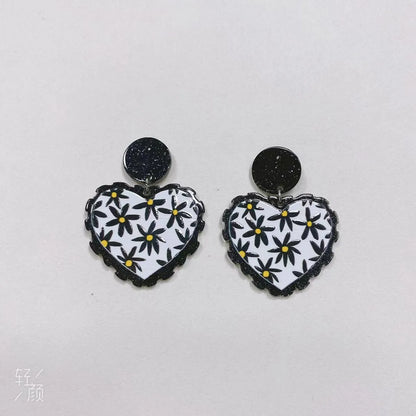 1 Pair IG Style Retro Animal Heart Shape Flower Plastic Resin Drop Earrings