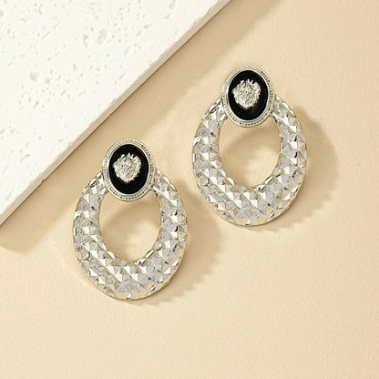 1 Pair Ig Style Retro Commute Oval Lion Plating Alloy Drop Earrings