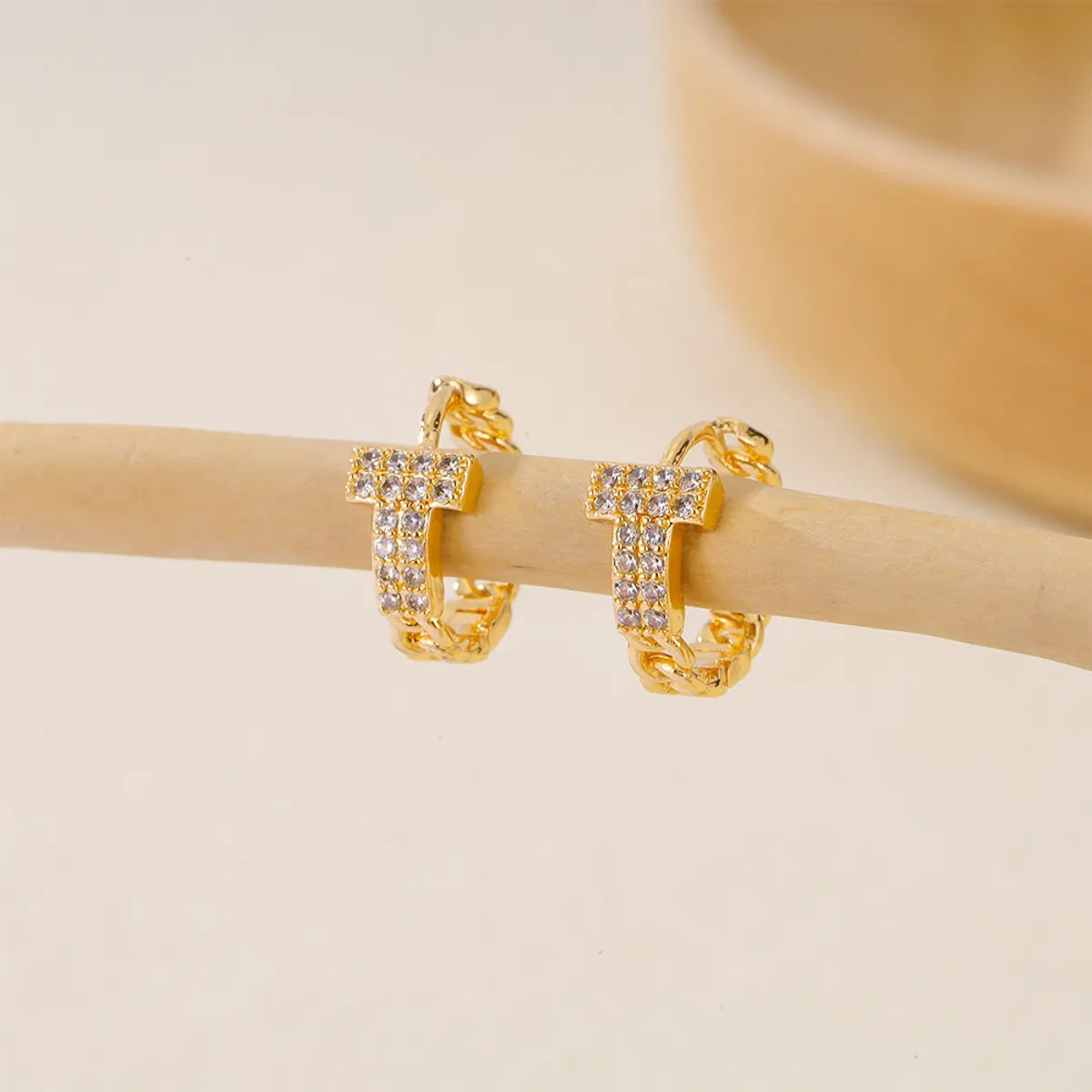 1 Pair IG Style Round Heart Shape Inlay Brass Zircon Earrings