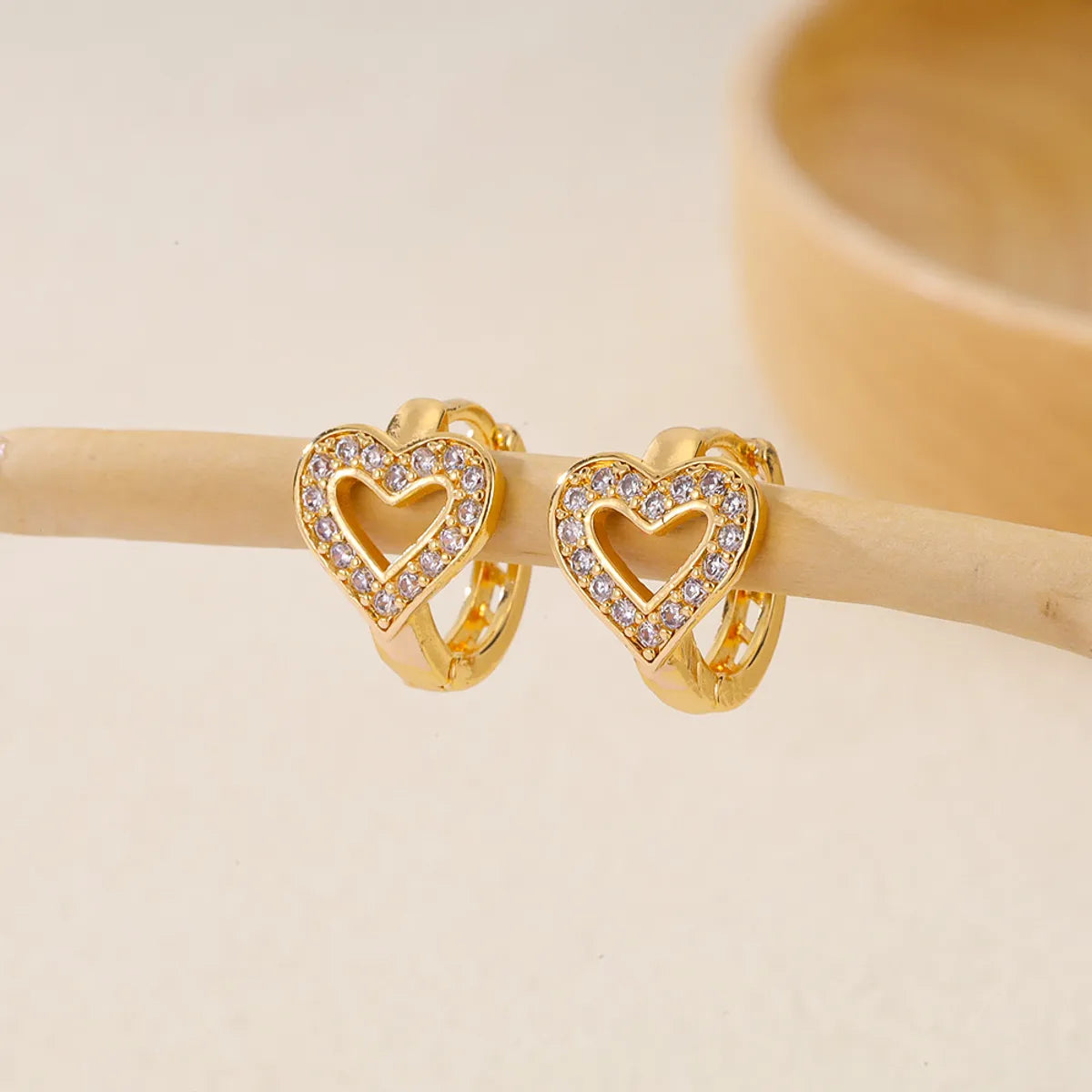 1 Pair IG Style Round Heart Shape Inlay Brass Zircon Earrings