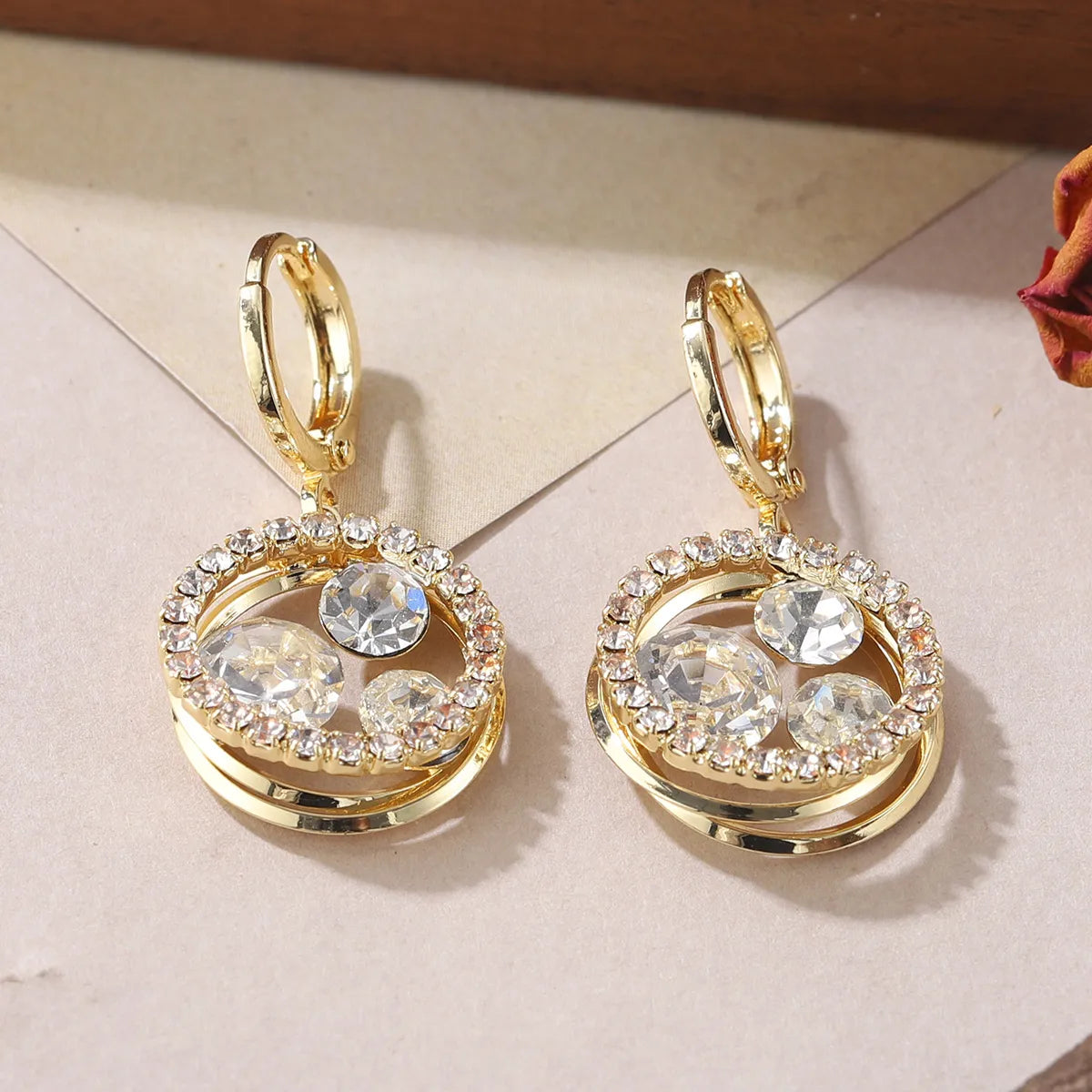 1 Pair IG Style Shiny Round Inlay Alloy Rhinestones 18K Gold Plated Drop Earrings