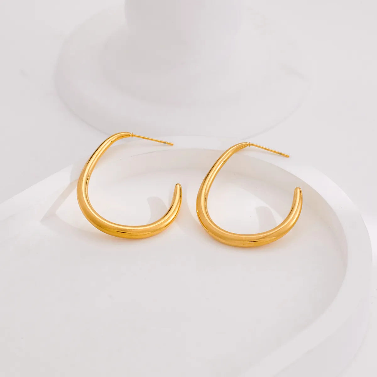 1 Pair IG Style Simple Style C Shape Plating 304 Stainless Steel 18K Gold Plated Earrings