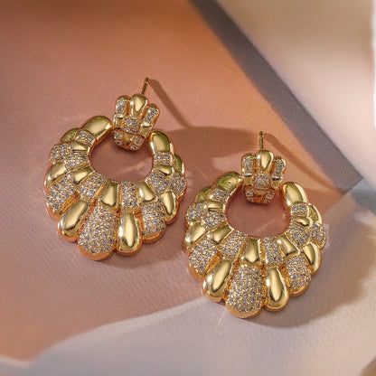 1 Pair IG Style Simple Style Commute Geometric Hollow Out Inlay Copper Zircon 18K Gold Plated Drop Earrings