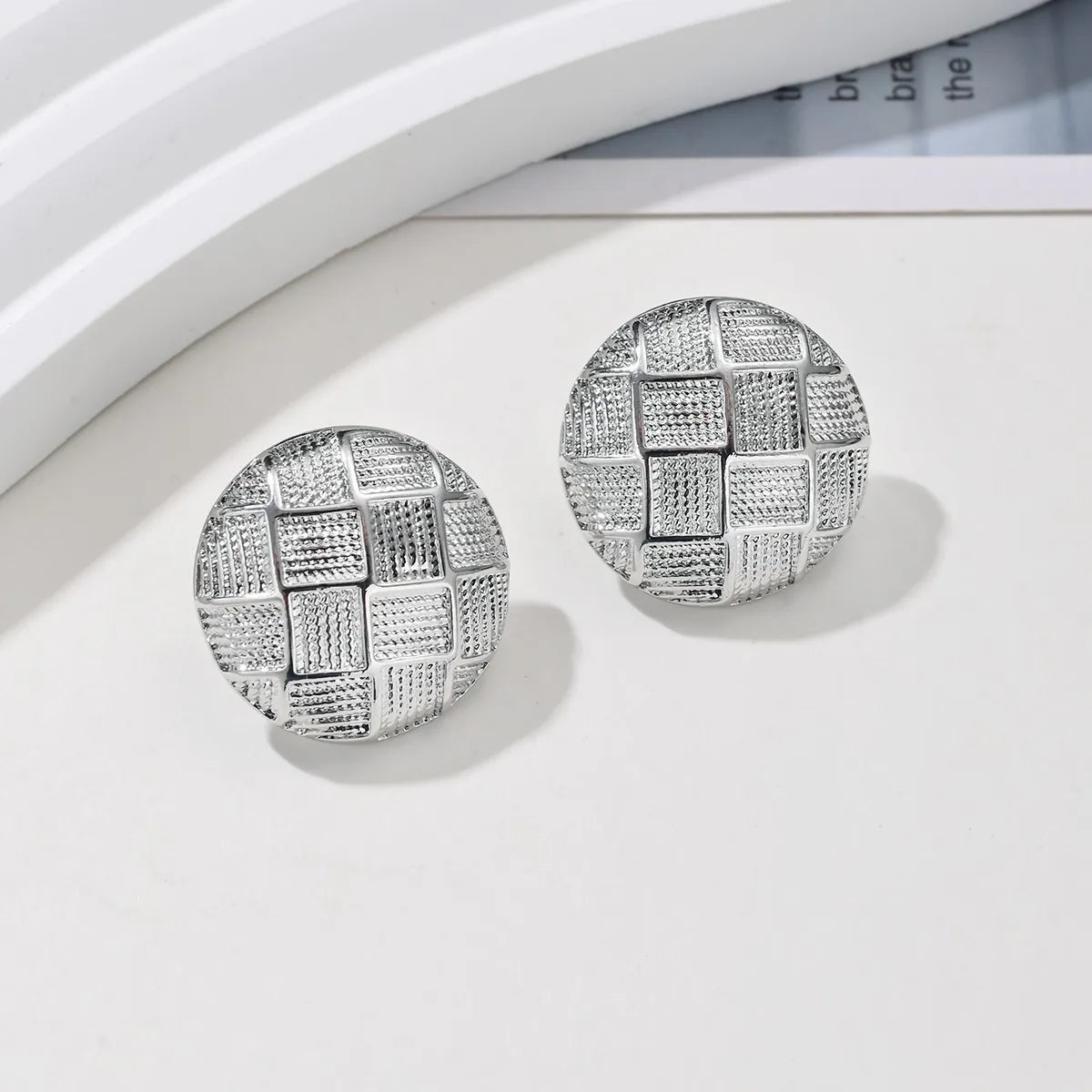 1 Pair IG Style Simple Style Geometric Alloy Ear Studs