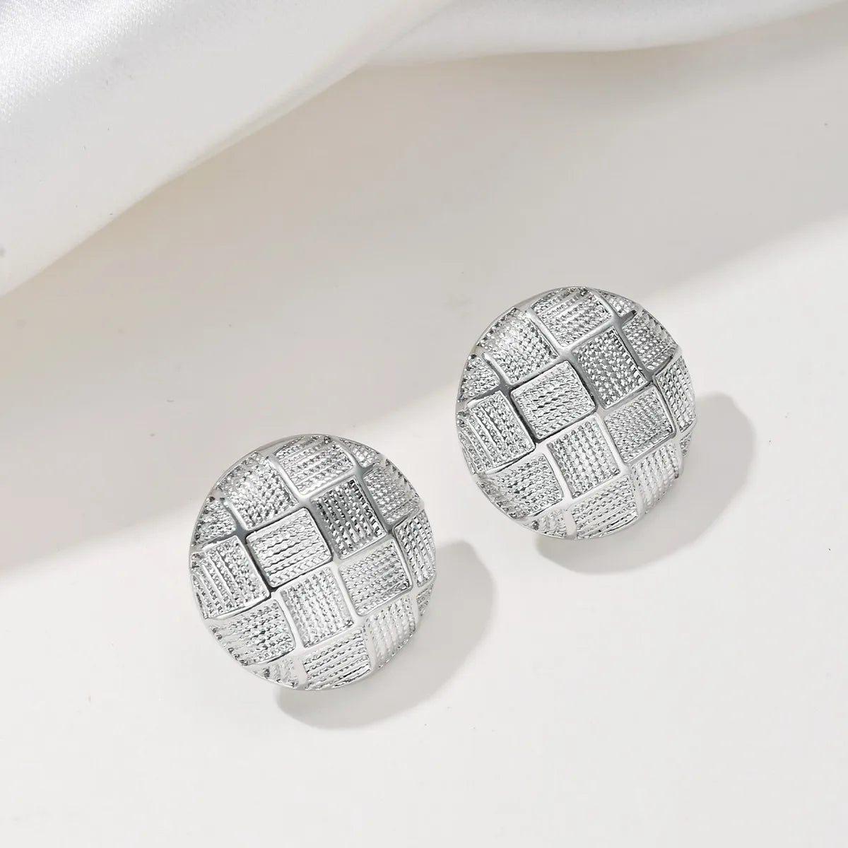 1 Pair IG Style Simple Style Geometric Alloy Ear Studs