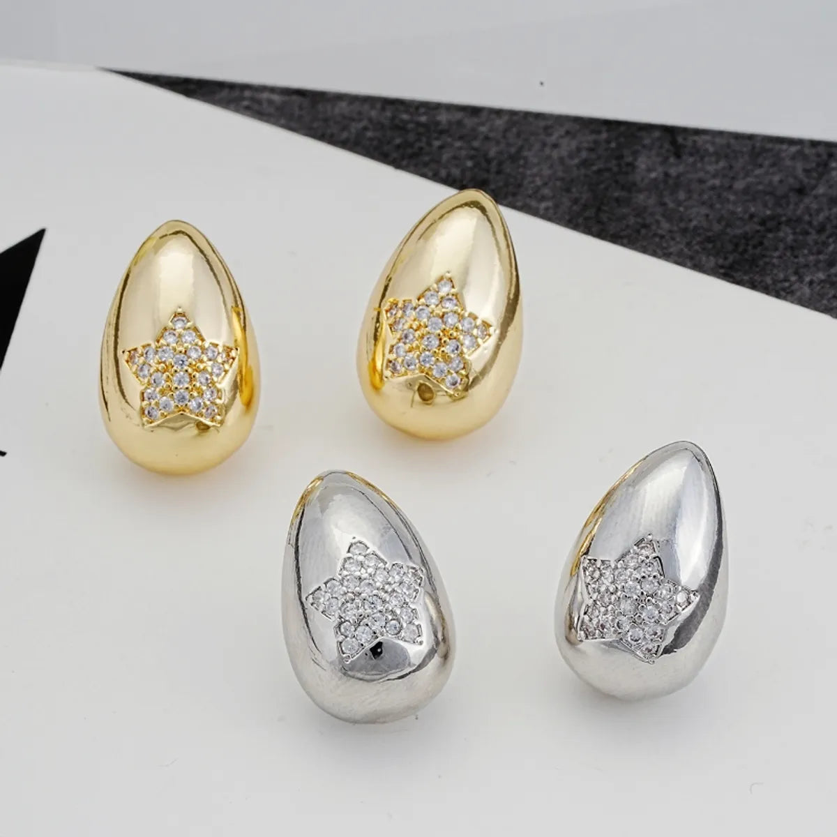 1 Pair Ig Style Simple Style Geometric Butterfly Plating Inlay Copper Zircon White Gold Plated Gold Plated Ear Studs