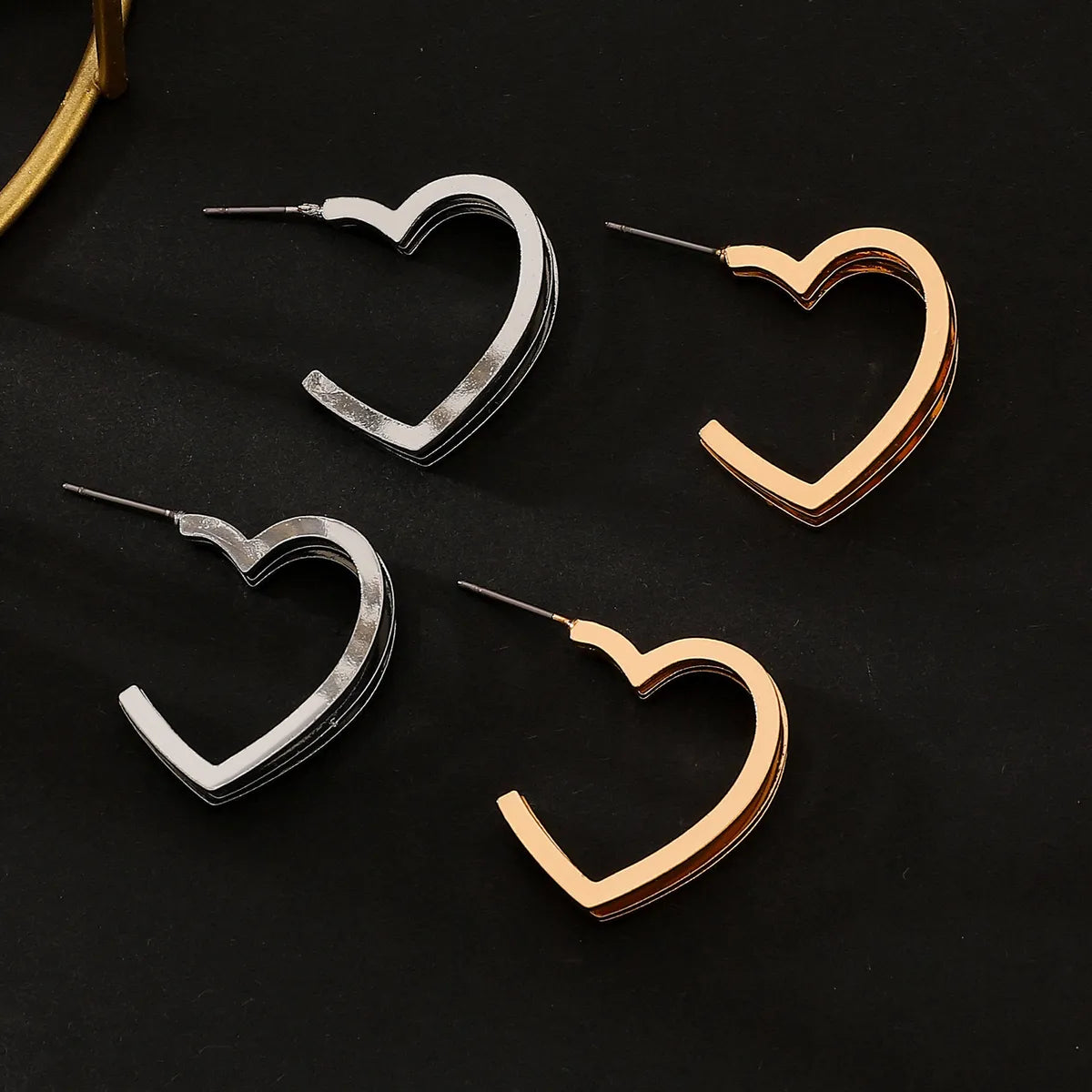 1 Pair IG Style Simple Style Geometric Heart Shape Plating Alloy Earrings