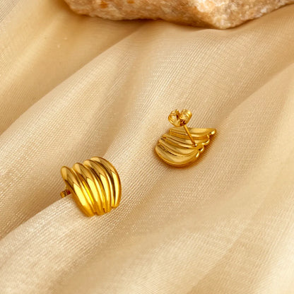 1 Pair IG Style Simple Style Geometric Heart Shape Solid Color Plating 304 Stainless Steel 18K Gold Plated Ear Studs