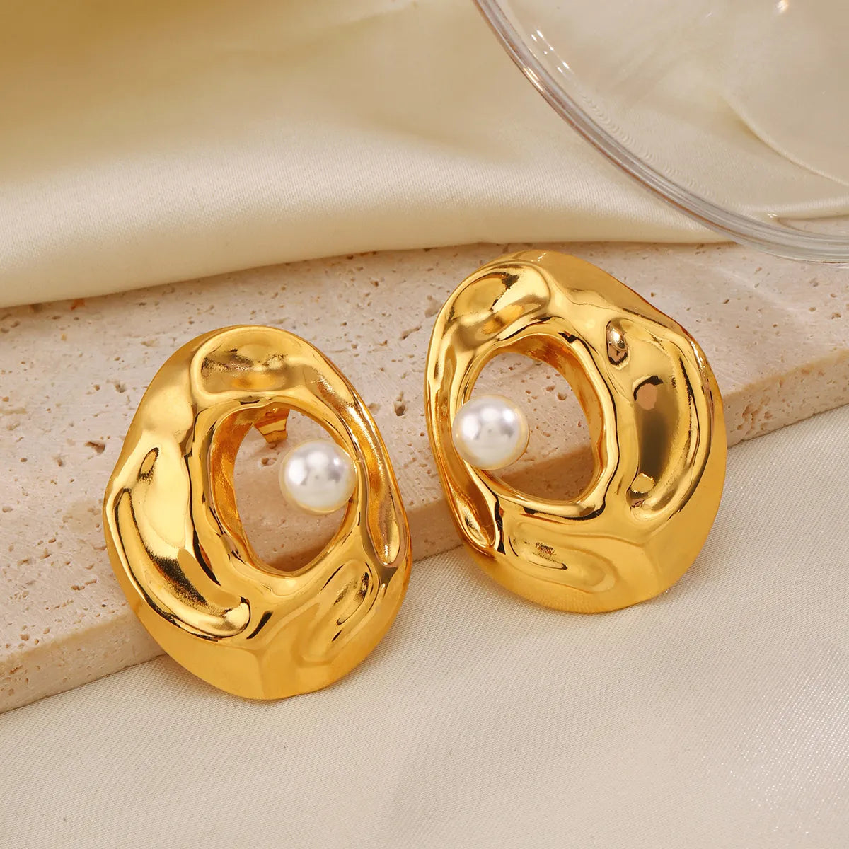 1 Pair IG Style Simple Style Irregular Oval Plating Hollow Out Inlay 304 Stainless Steel Artificial Pearls 18K Gold Plated Ear Studs