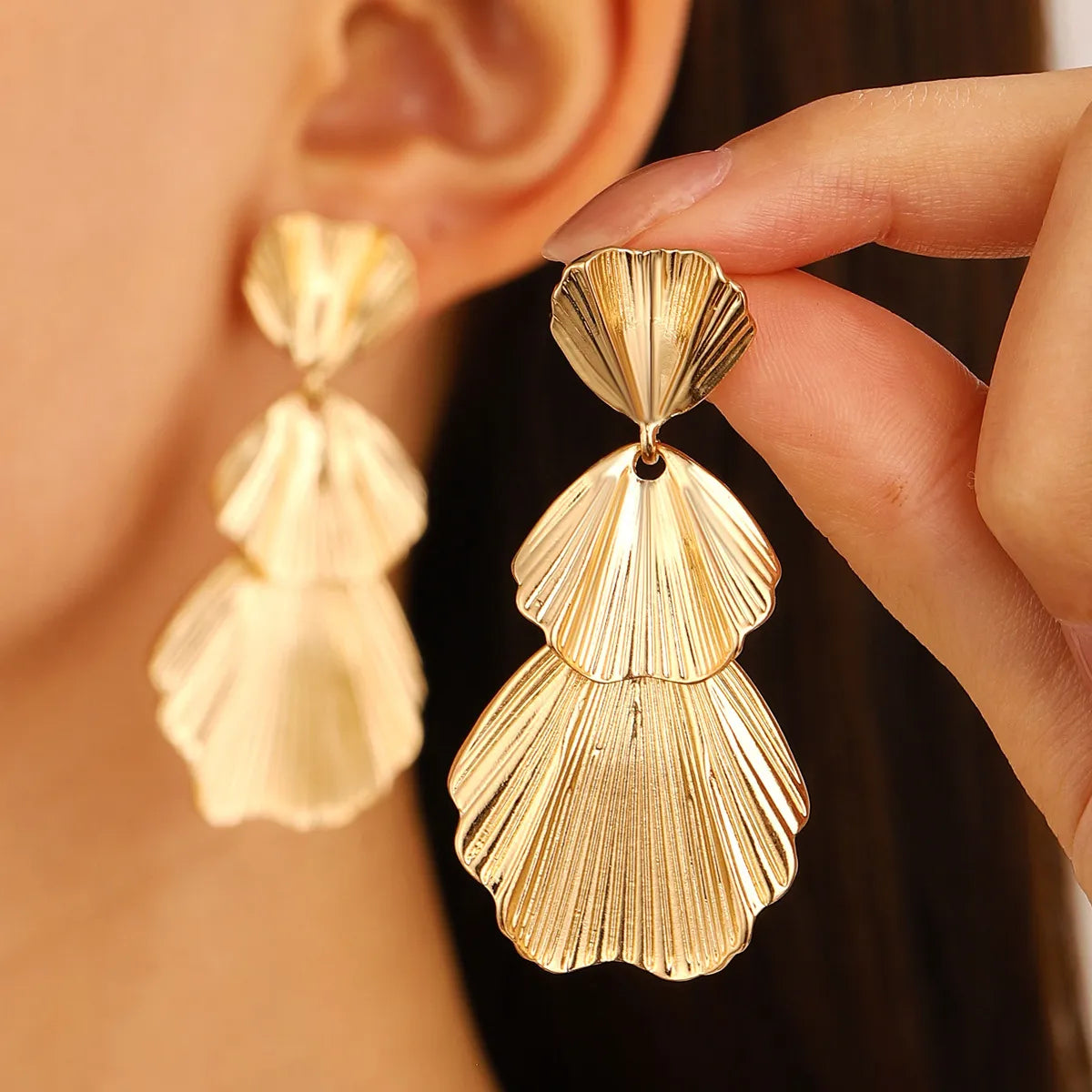 1 Pair Ig Style Simple Style Leaves Solid Color Flower Plating Hollow Out Alloy Drop Earrings