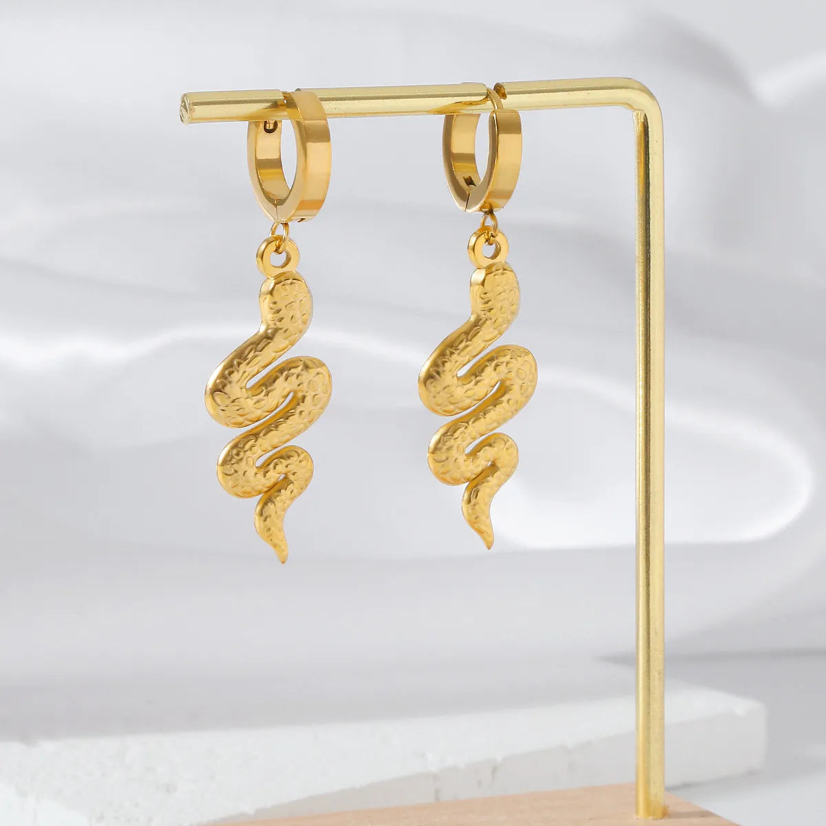 1 Pair IG Style Simple Style Snake Stainless Steel Gold Plated Drop Earrings