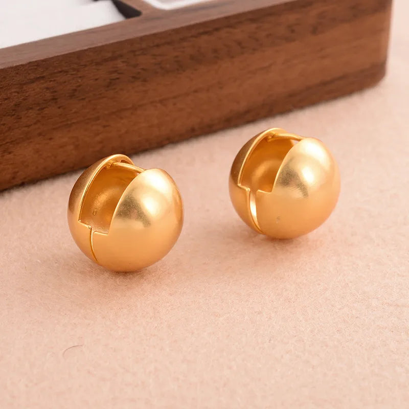 1 Pair Ig Style Simple Style Spherical Solid Color Plating Three-Dimensional Copper 18k Gold Plated Ear Studs