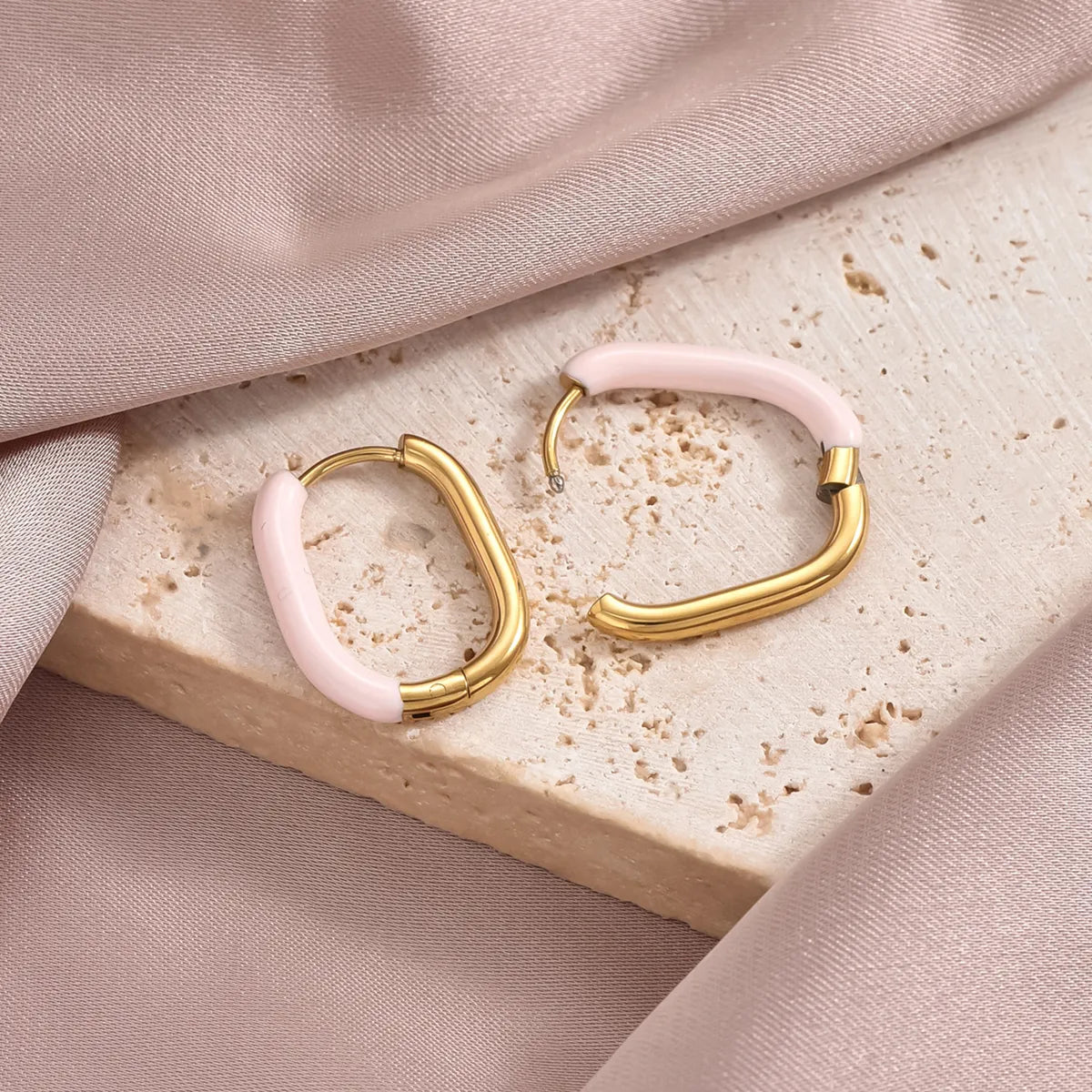 1 Pair Ig Style Simple Style U Shape Polishing Plating Stainless Steel Synthetic Resin 14k Gold Plated Earrings