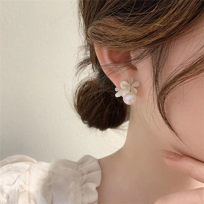 1 Pair Ig Style Sweet Flower Plating Inlay Alloy Artificial Pearls Rhinestones Opal Ear Studs