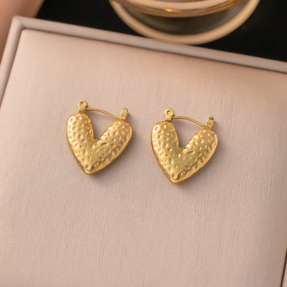1 Pair IG Style Sweet Simple Style Heart Shape Hollow Out Inlay Titanium Steel Zircon Ear Studs