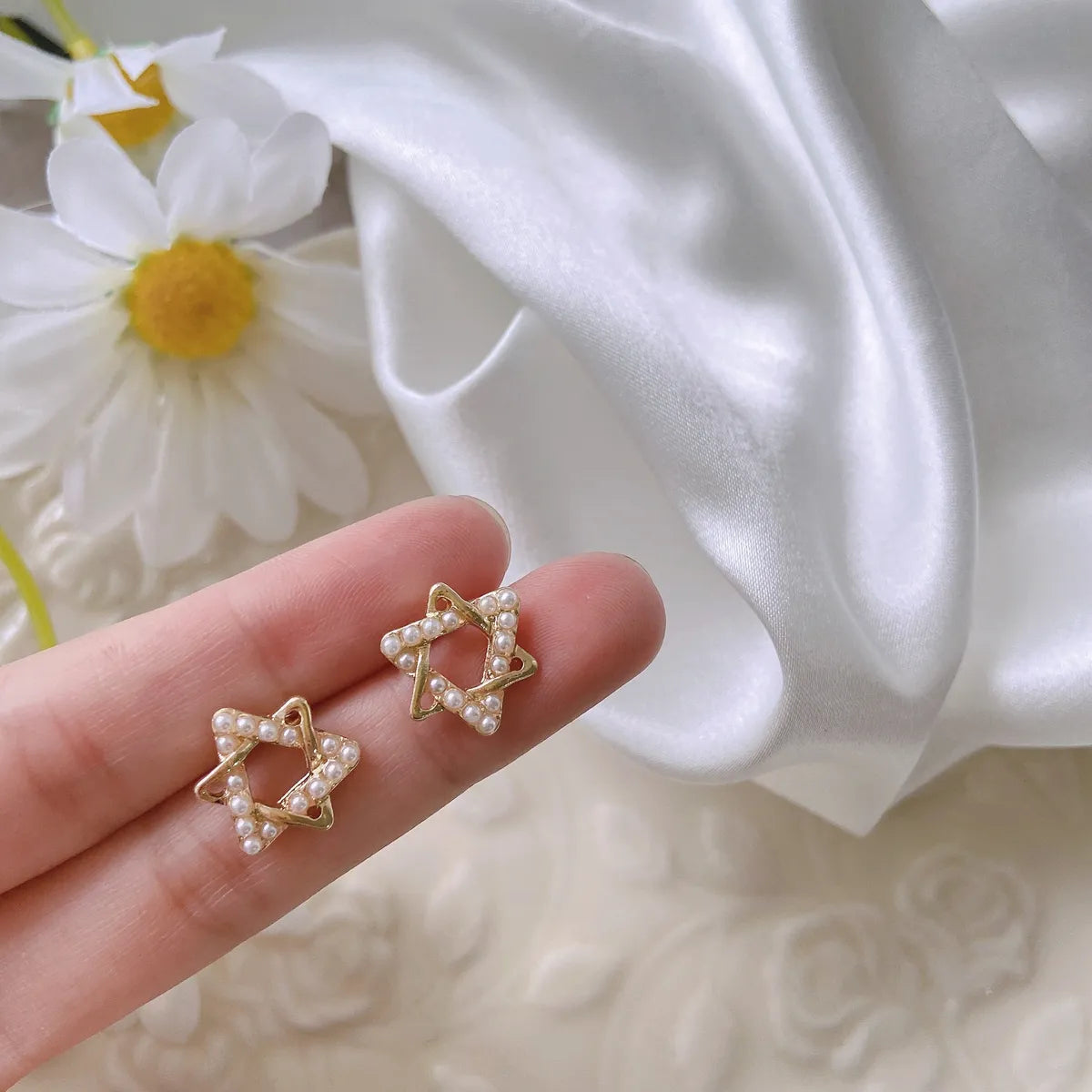 1 Pair IG Style Water Droplets Flower Bow Knot Inlay Alloy Rhinestones Opal Pearl Drop Earrings Earrings Ear Studs