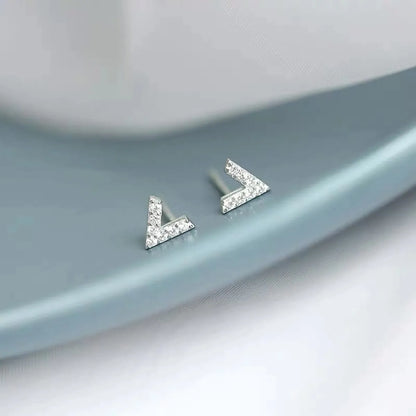 1 Pair Ins Style Simple Style V Shape Sterling Silver Handmade Inlay Zircon Ear Studs