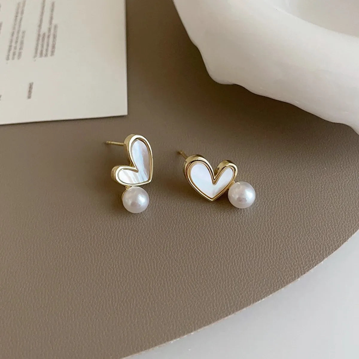 1 Pair Korean Style Heart Shape Alloy Ear Studs