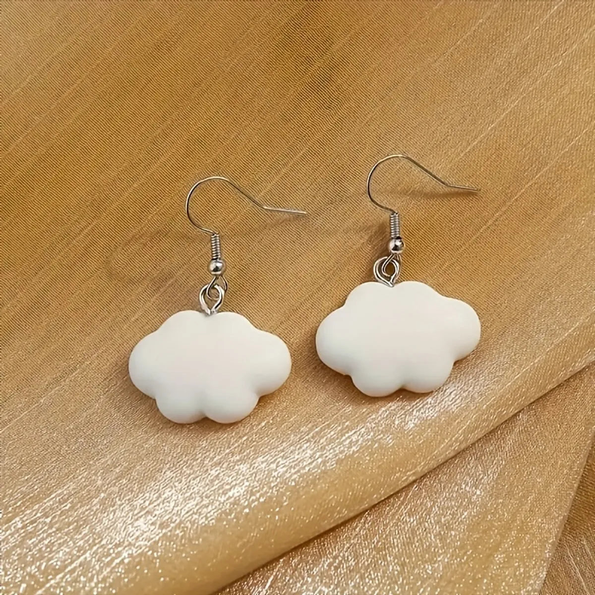 1 Pair Lady Clouds Resin Drop Earrings