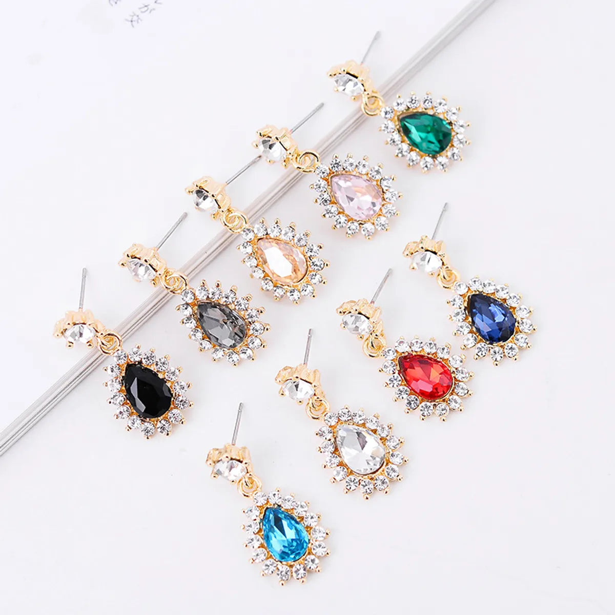 1 Pair Lady Flower Alloy Inlay Artificial Gemstones Women's Drop Earrings