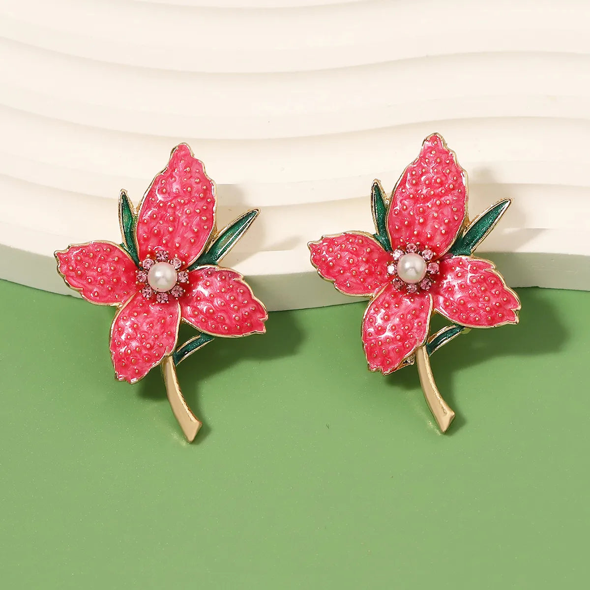 1 Pair Lady Flower Enamel Imitation Pearl Zinc Alloy Artificial Rhinestones Ear Studs