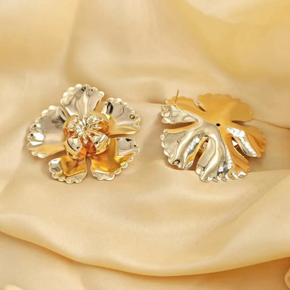 1 Pair Lady Flower Plating Metal Ear Studs