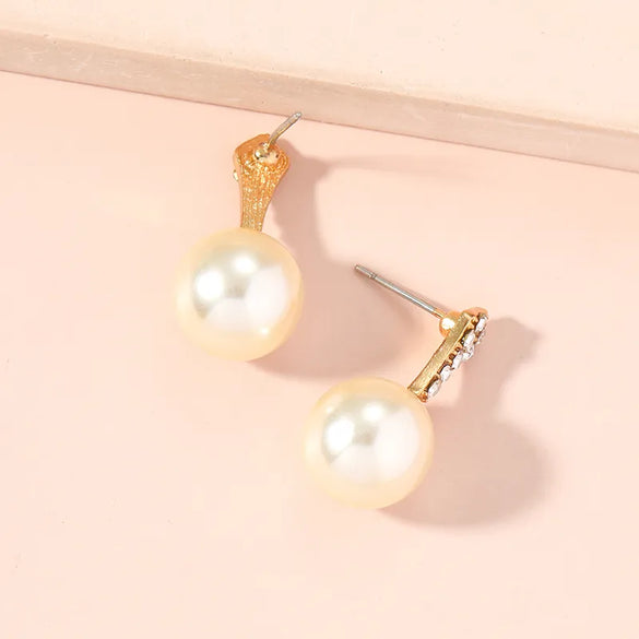 1 Pair Lady Geometric Inlay Alloy Artificial Pearls Ear Studs