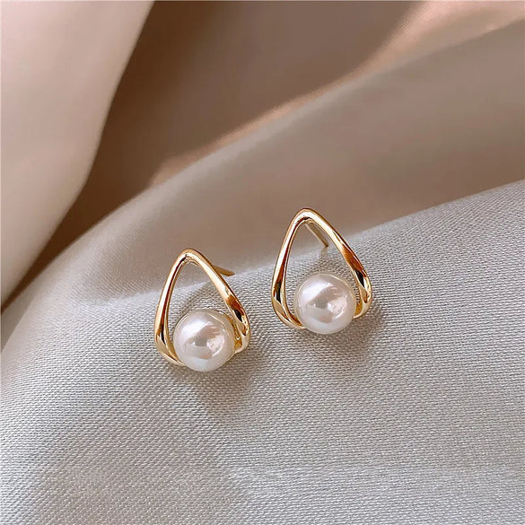 1 Pair Lady Geometric Plating Inlay Alloy Artificial Pearls Ear Studs