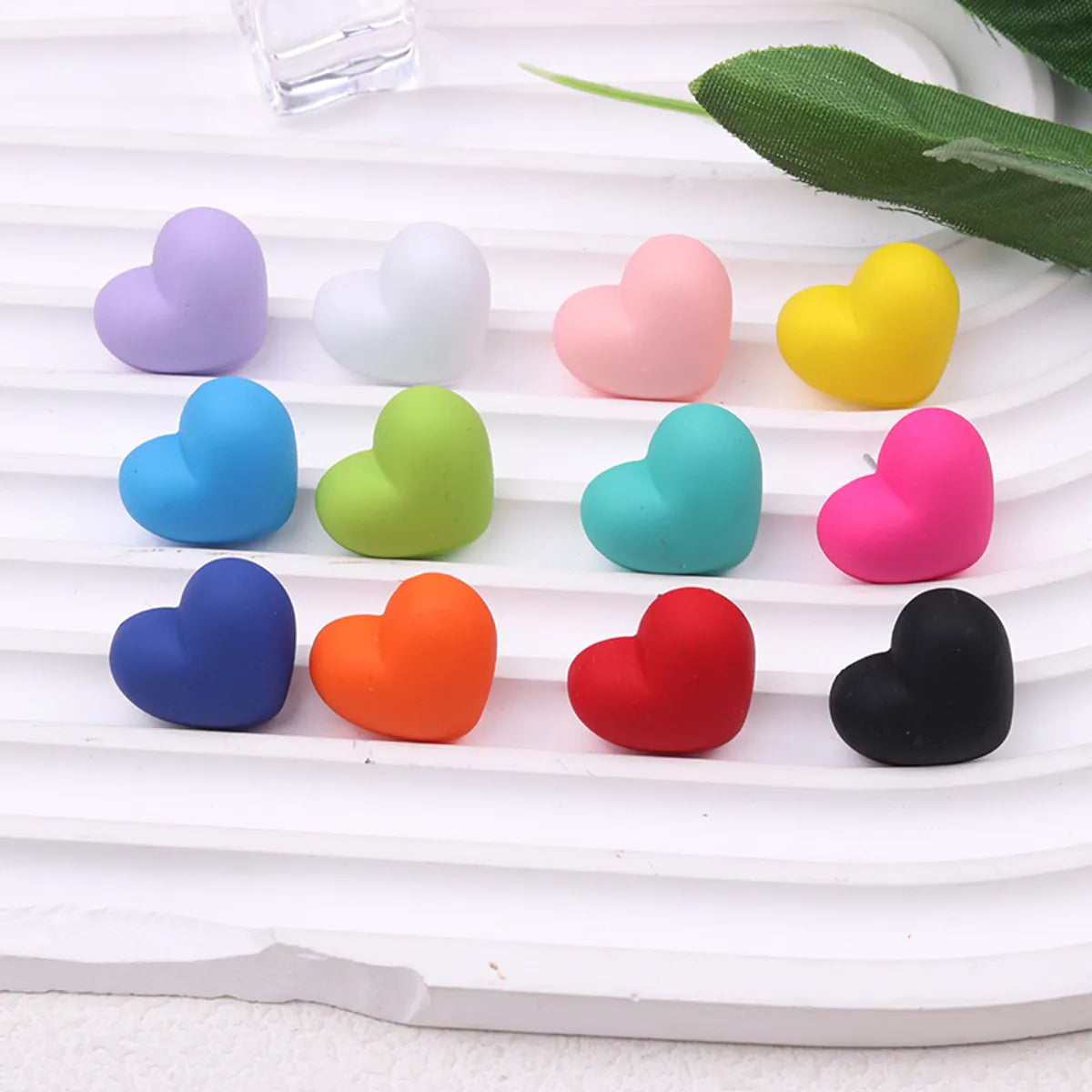 1 Pair Lady Heart Shape Arylic Ear Studs