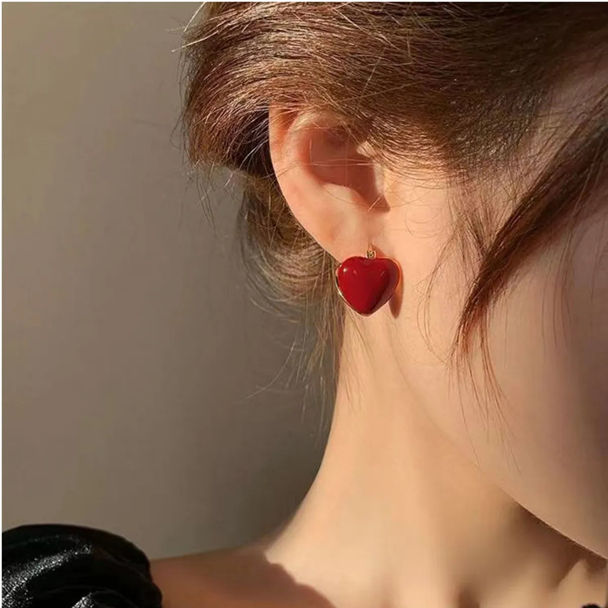 1 Pair Lady Heart Shape Enamel Alloy Drop Earrings