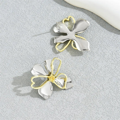 1 Pair Lady Modern Style Classic Style Flower Alloy Iron Ear Studs