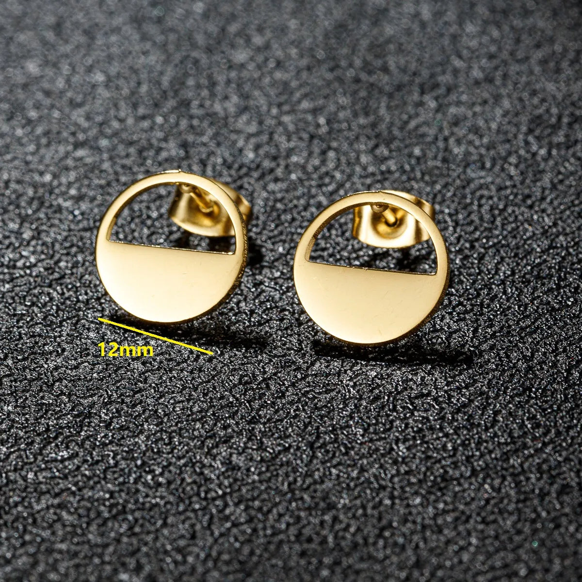 1 Pair Lady Modern Style Sweet Maple Leaf Solid Color Notes Polishing Plating 304 Stainless Steel 18K Gold Plated Ear Studs