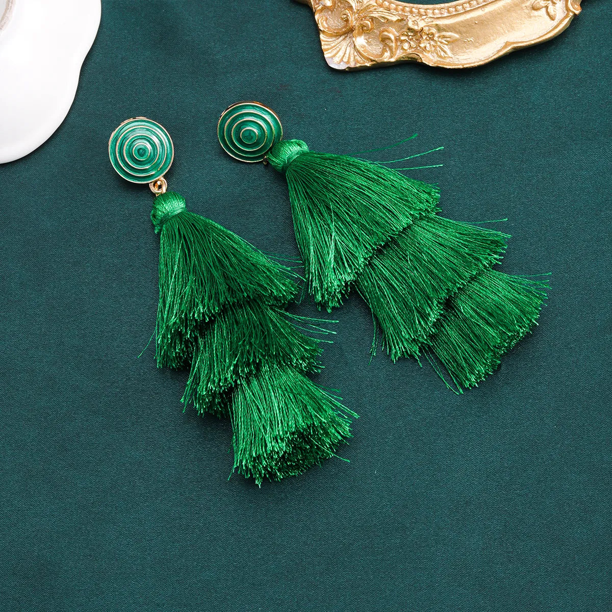 1 Pair Lady Shamrock Tassel Inlay Plastic Cloth Rhinestones Drop Earrings