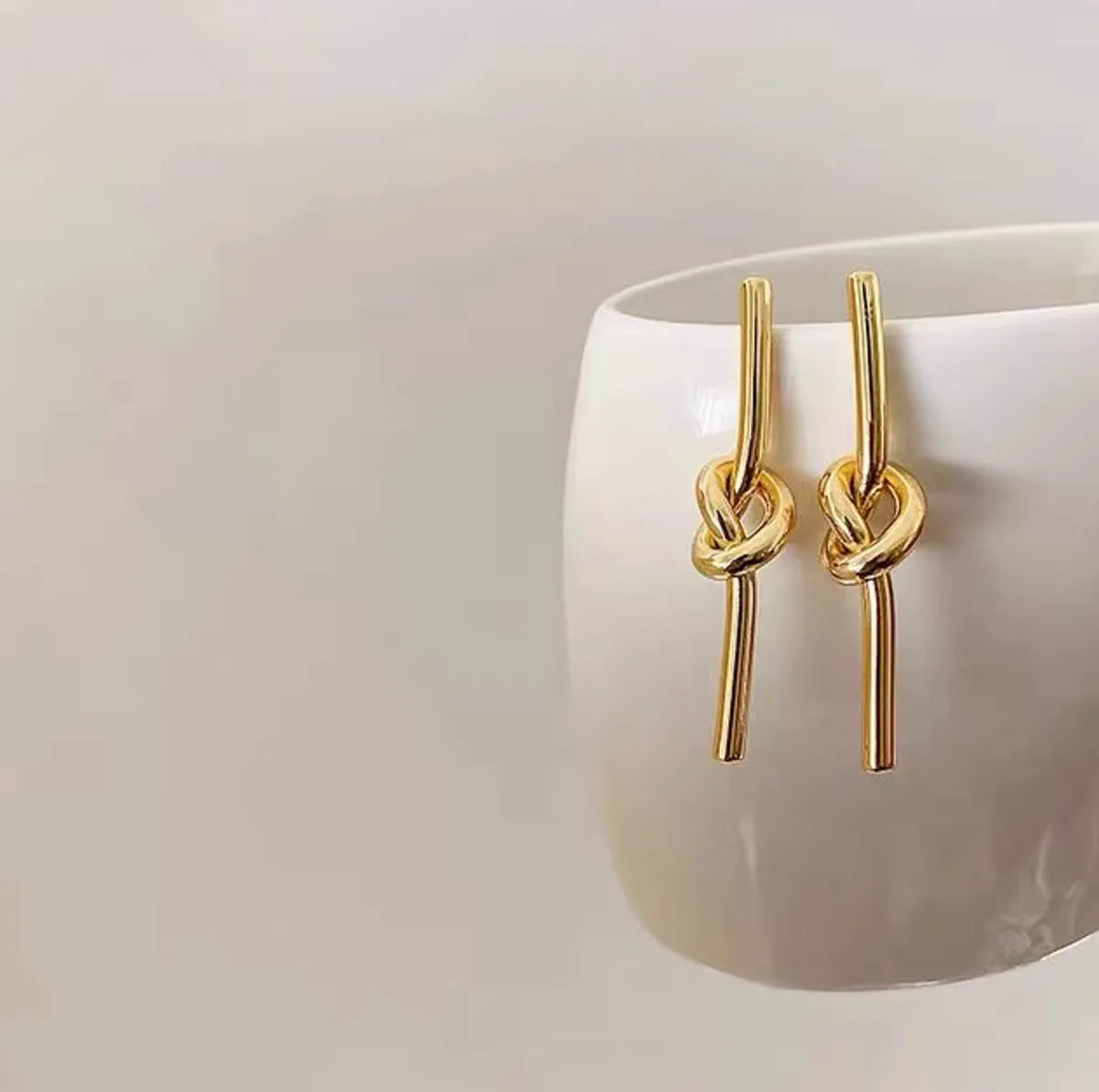 1 Pair Lady Simple Style Solid Color Plating 304 Stainless Steel Titanium Steel 18K Gold Plated Ear Studs