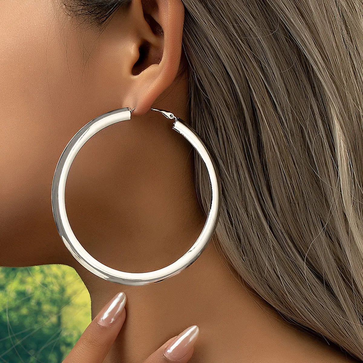 1 Pair Lady Streetwear Solid Color Plating Alloy 14k Gold Plated Hoop Earrings