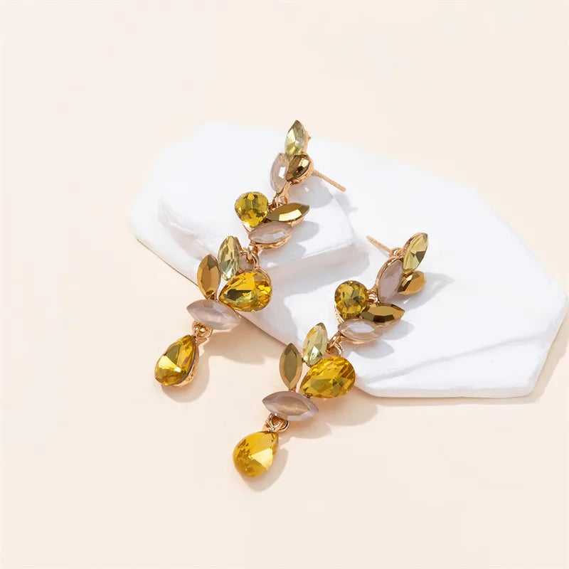 1 Pair Lady Sweet Rhombus Artificial Crystal Alloy Drop Earrings