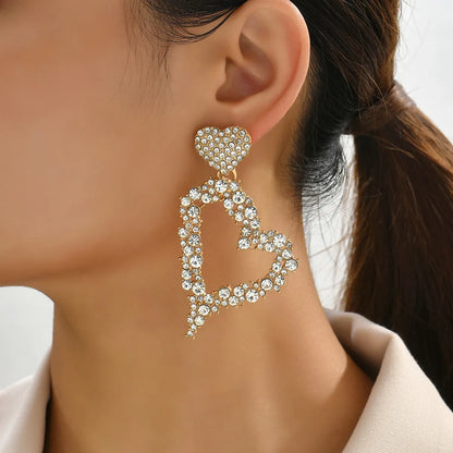 1 Pair Luxurious Heart Shape Inlay Zinc Alloy Rhinestones Dangling Earrings